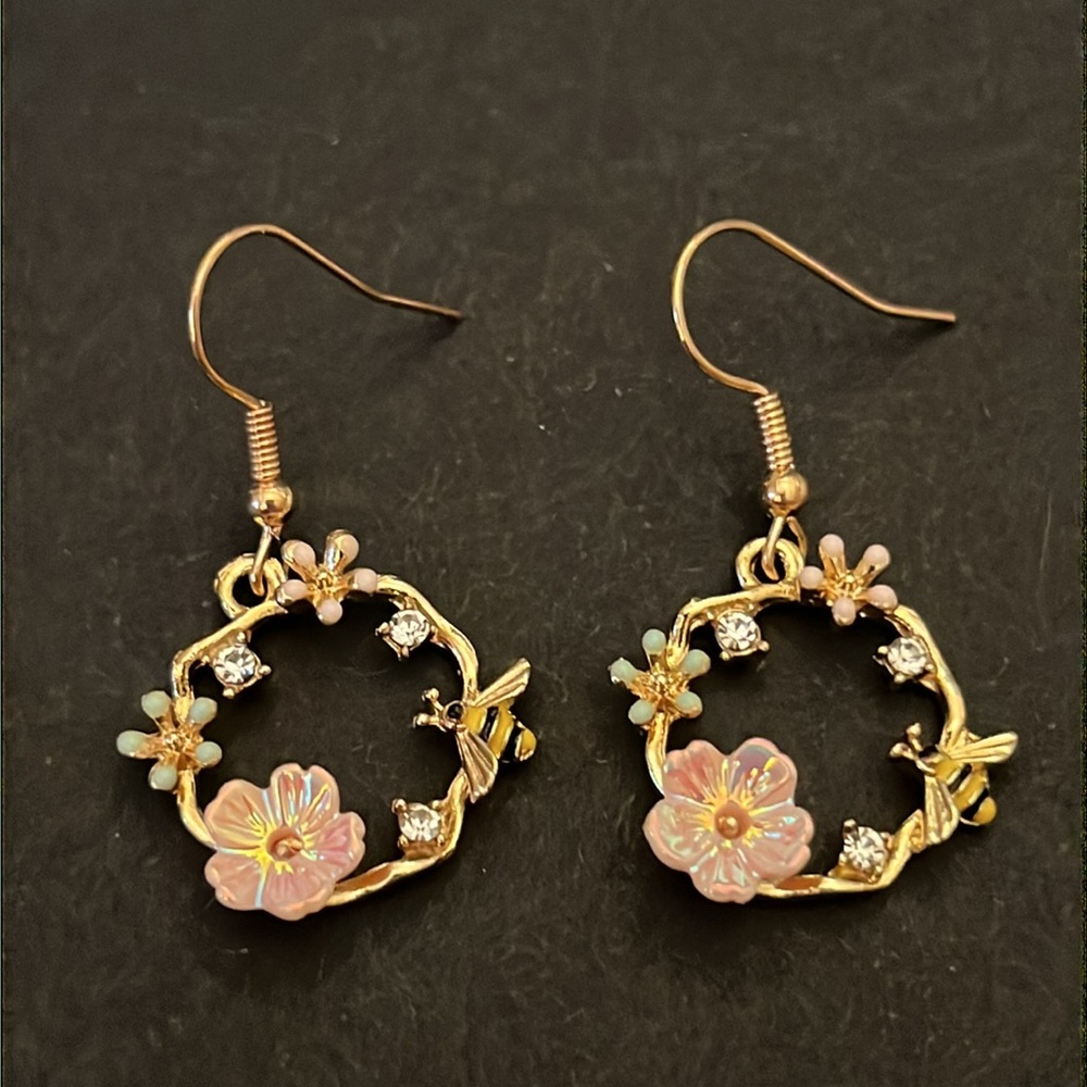 Bee Flower Drop Earrings